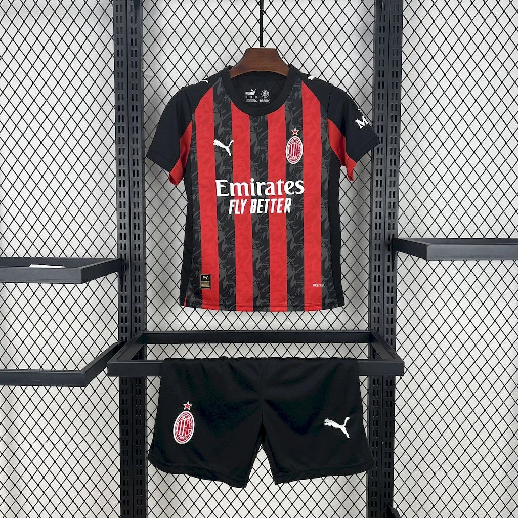 Ensemble Enfant AC Milan – Domicile