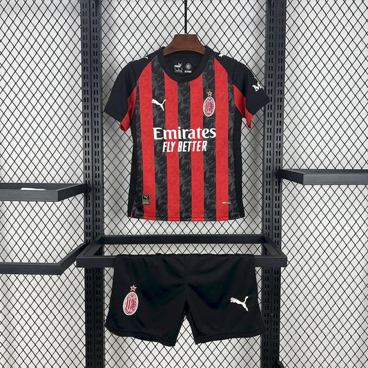 Ensemble Enfant AC Milan – Domicile