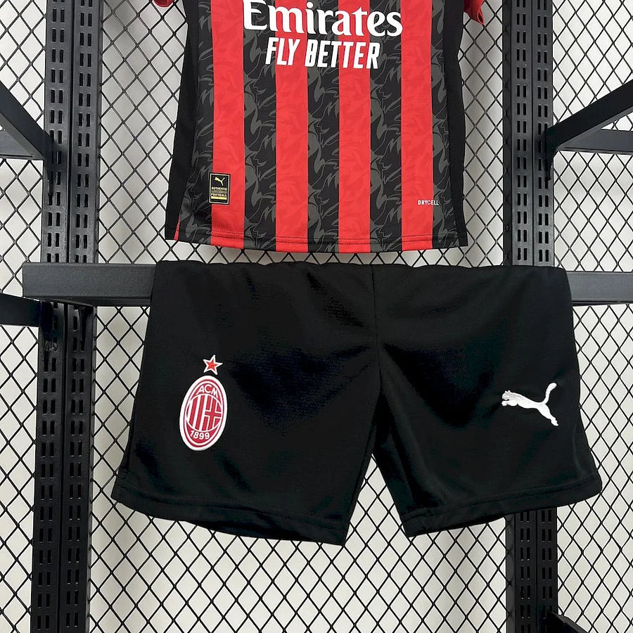 Ensemble Enfant AC Milan – Domicile